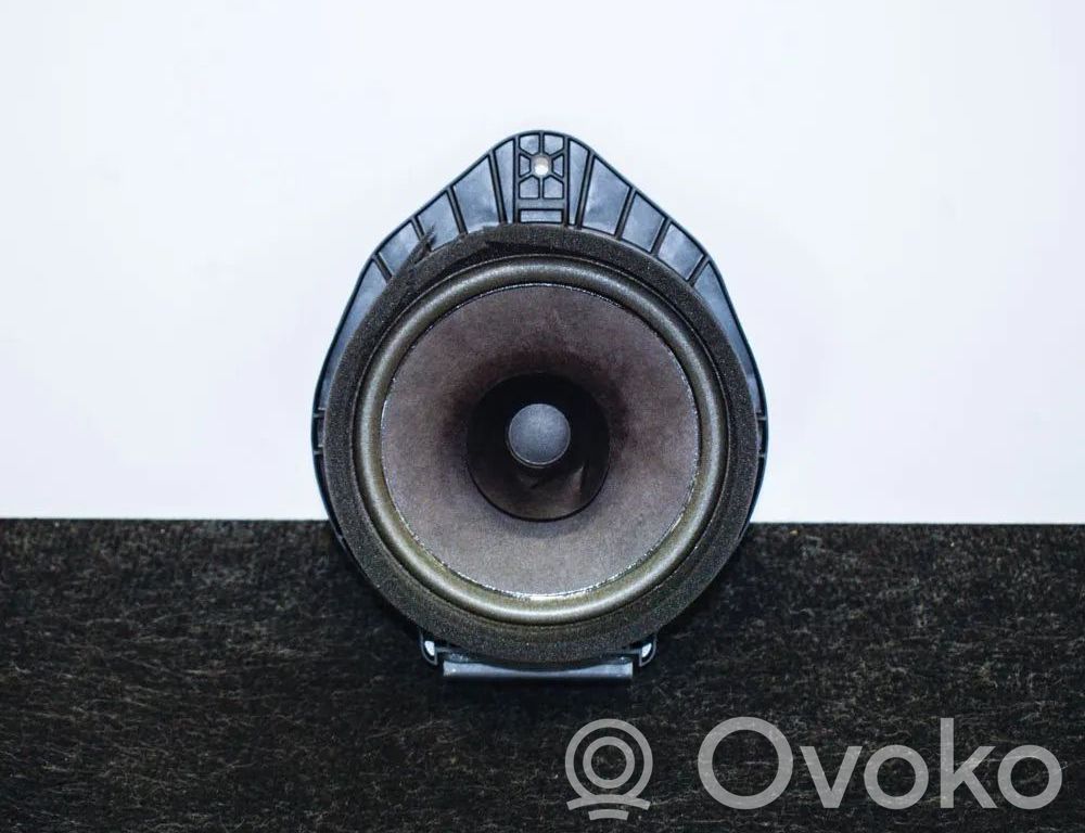 Altavoz de la puerta trasera