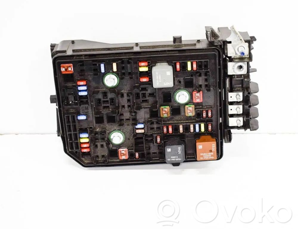 Opel Astra K Fuse box set 