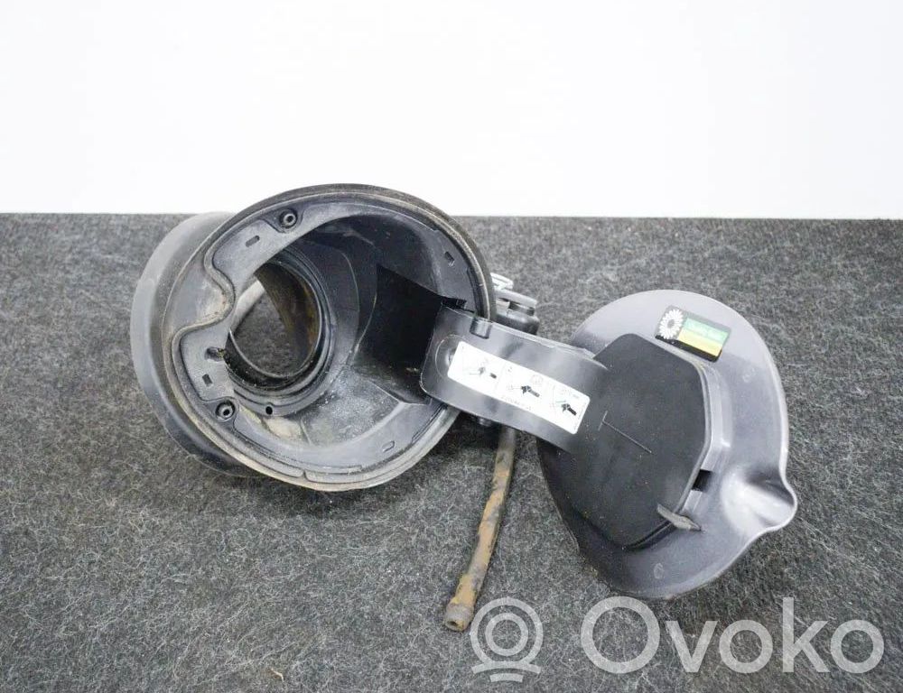 Ford Kuga II Sportello del serbatoio del carburante 
