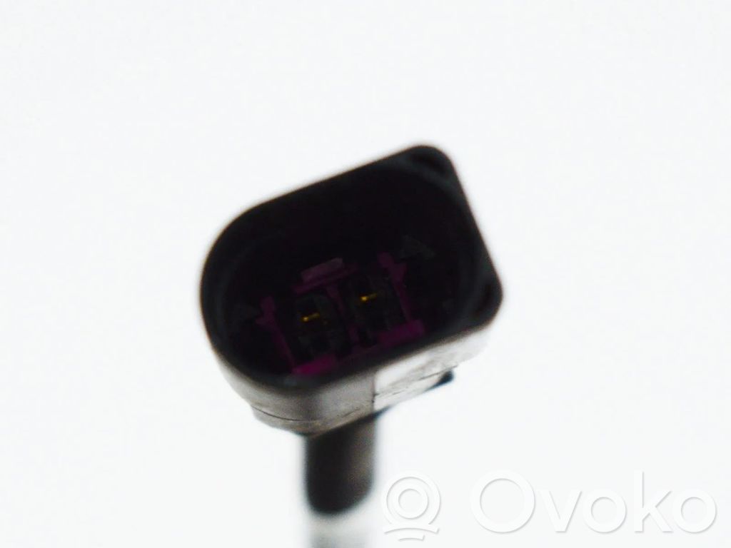Volkswagen PASSAT B8 Sensor de temperatura del aceite 