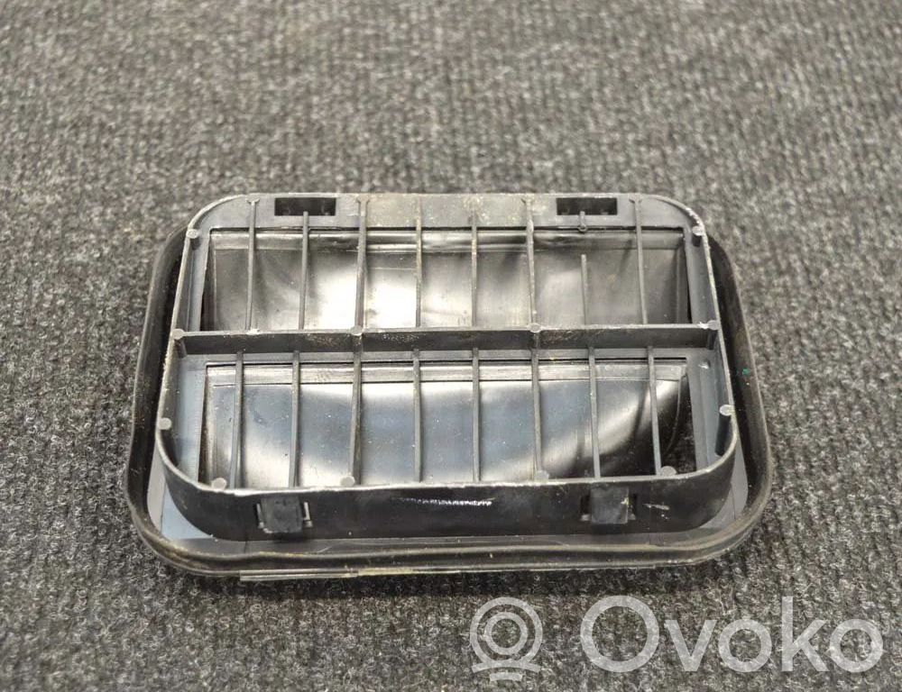 Tesla Model S Quarter panel pressure vent 