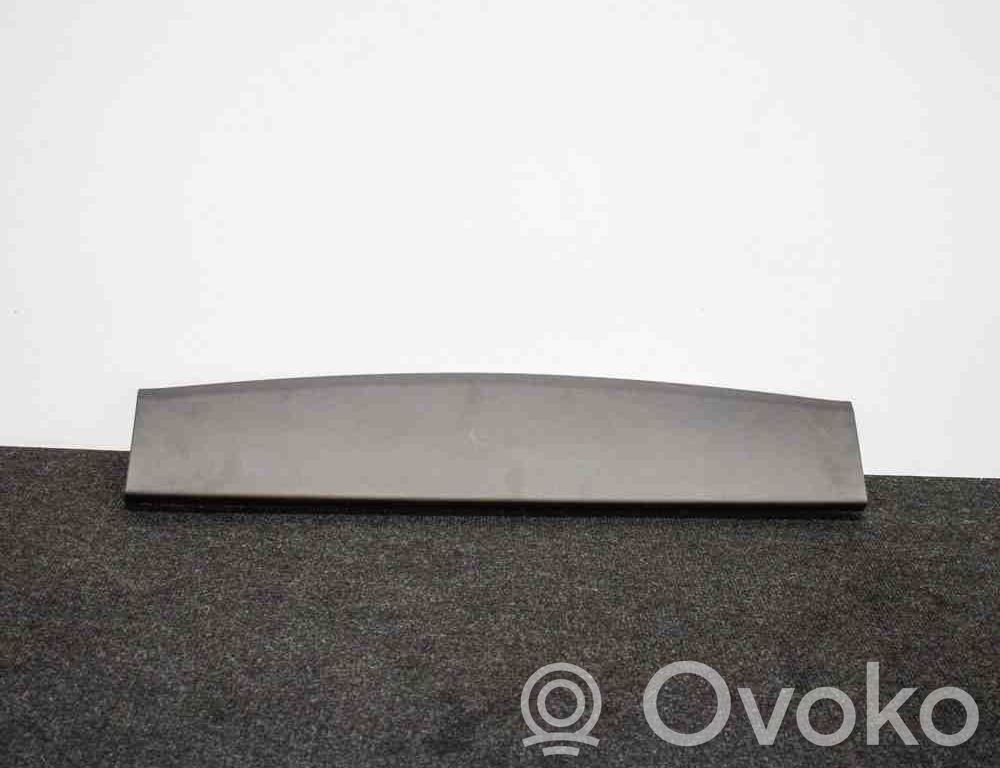 Ford Focus Tailgate trim 