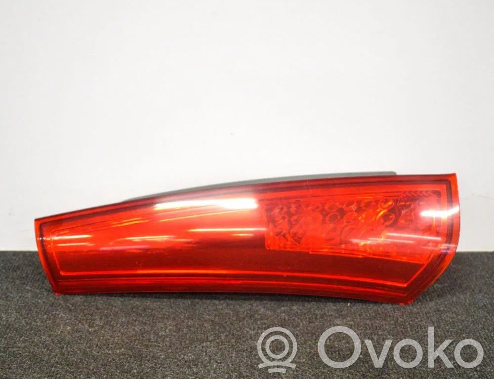 Rear/tail lights   924031H3