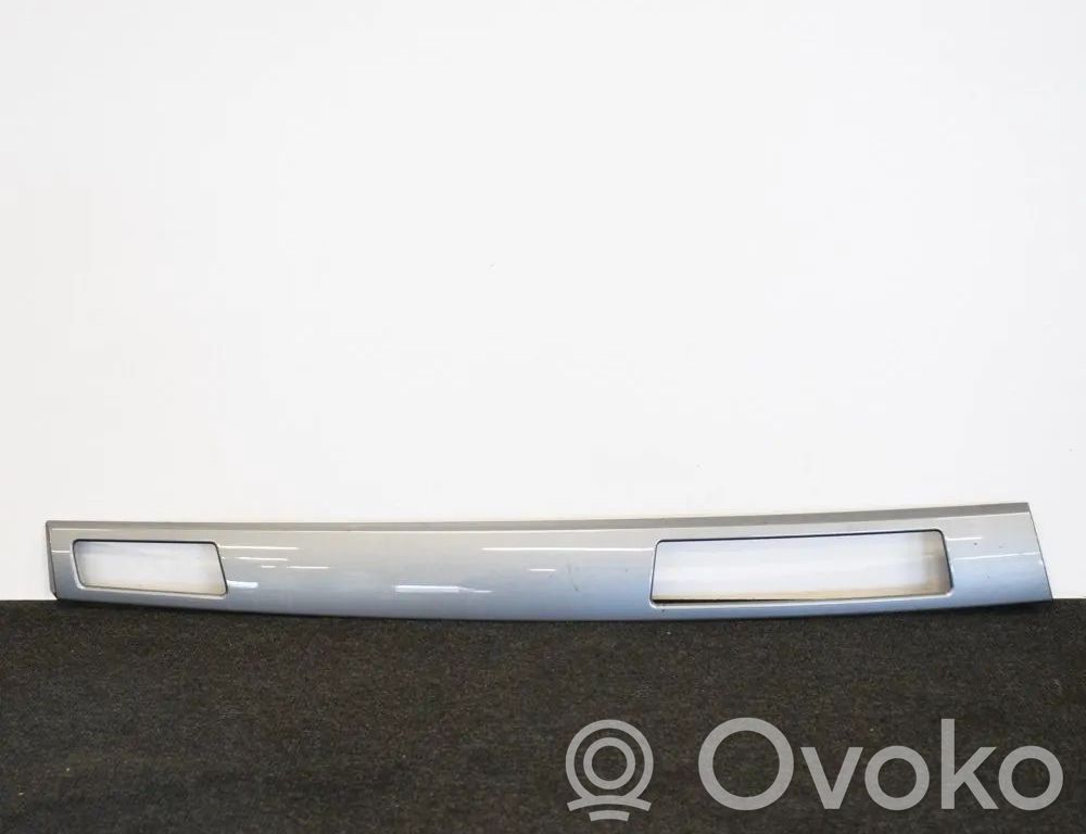 BMW 5 E60 E61 Cita veida ārēja detaļa 
