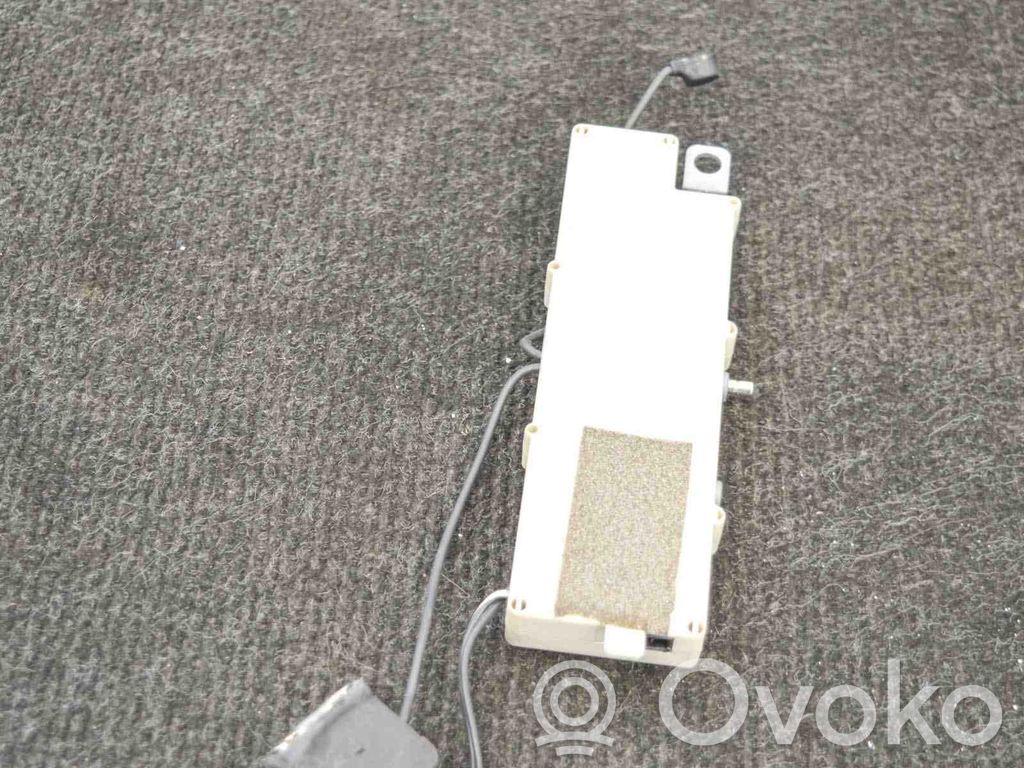 Jaguar S-Type Antenos stiprintuvas 