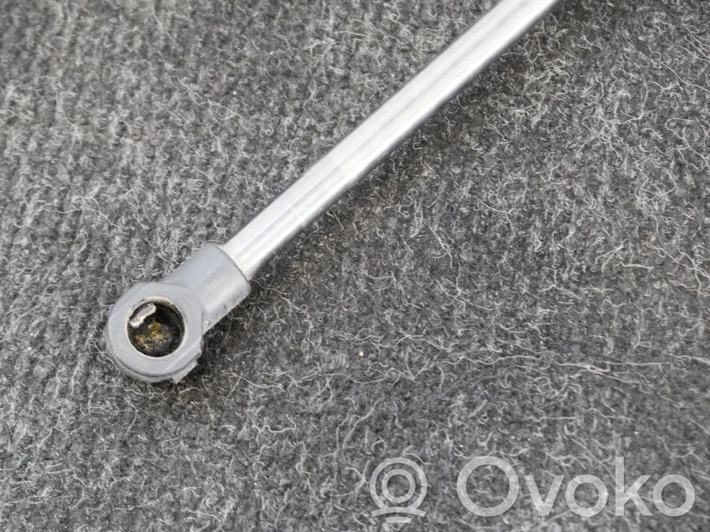 Nissan Note (E12) Tailgate/trunk strut/damper 