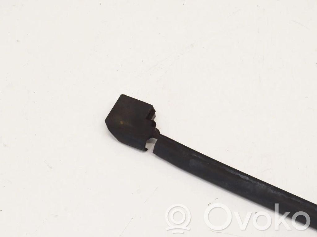 Engine compartment rubber   25924310