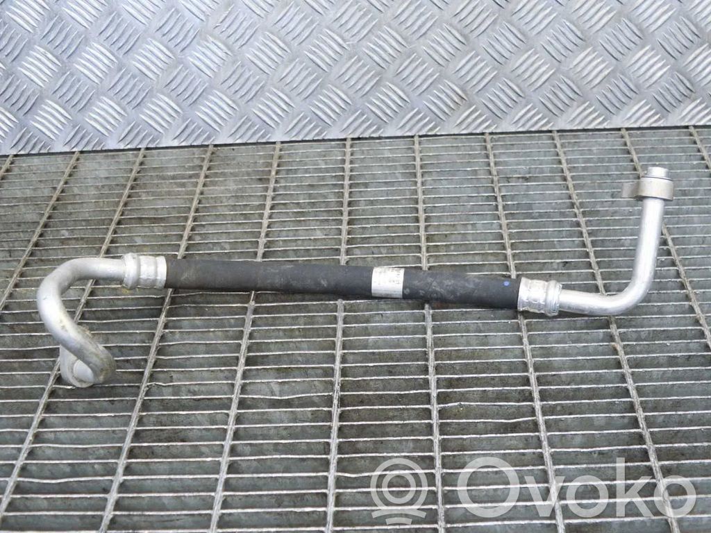 Mercedes-Benz C W205 Ilmastointilaitteen putki (A/C)