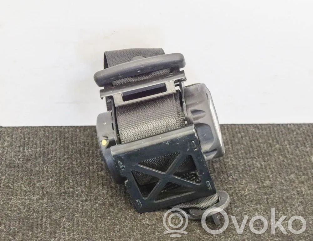 BMW M4 F82 F83 Sicherheitsgurt hinten 