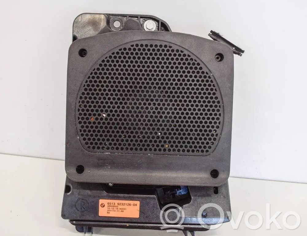 BMW 2 F22 F23 Altavoz subwoofer 