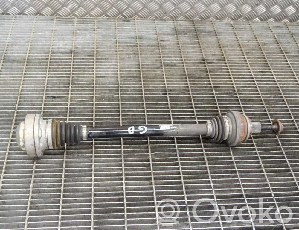 Audi A4 S4 B9 8W Półoś tylna