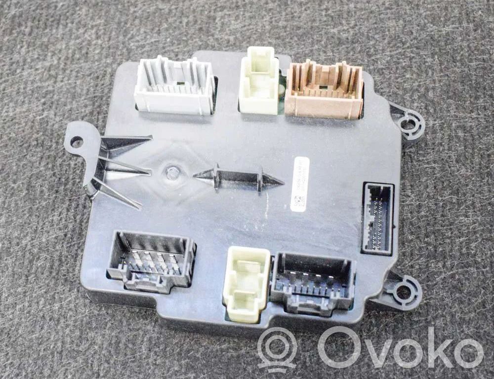 Door control unit/module   106205610B