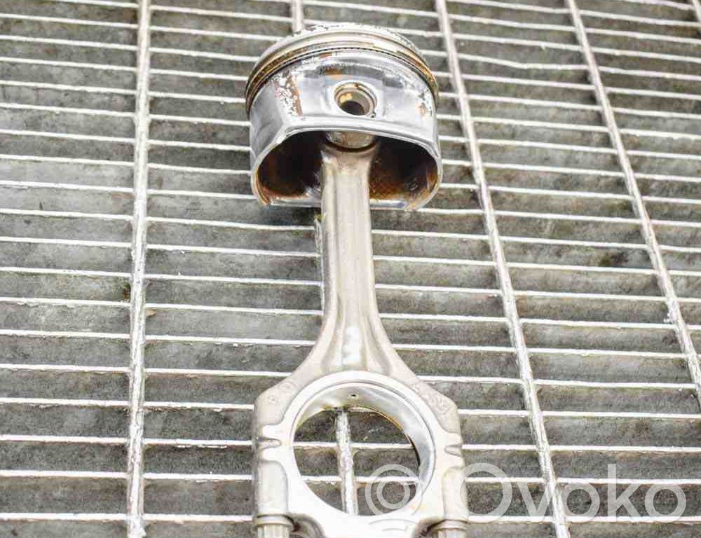 Audi A3 S3 8P Pistón 