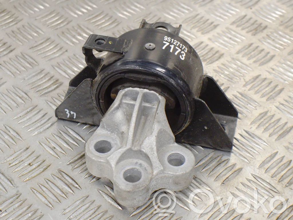 Opel Mokka Gearbox mount 