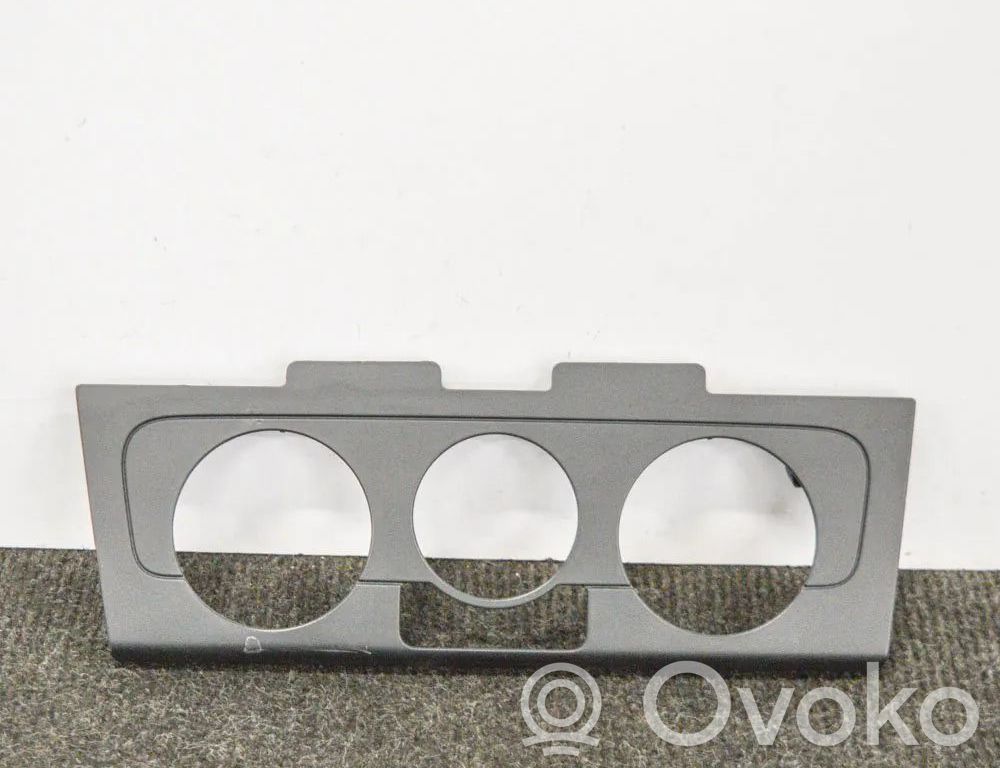 Volkswagen Polo V 6R Ramă ornament torpedou bord 