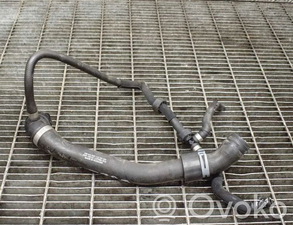 Volkswagen PASSAT B8 Przewód / Wąż chłodnicy