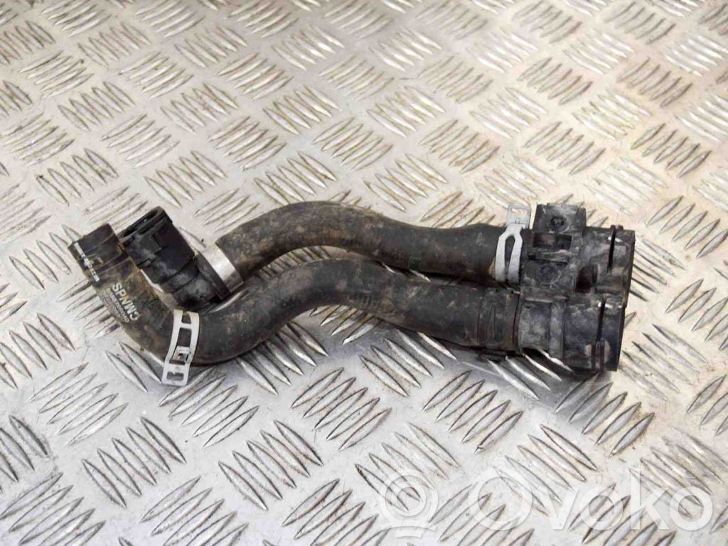Volvo XC40 Przewód / Wąż chłodnicy 