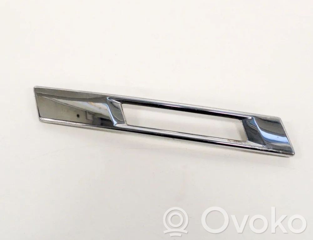 BMW 7 F01 F02 F03 F04 Muu ulkopuolen osa 