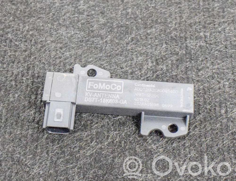 Ford Kuga II Keyless system antenna 