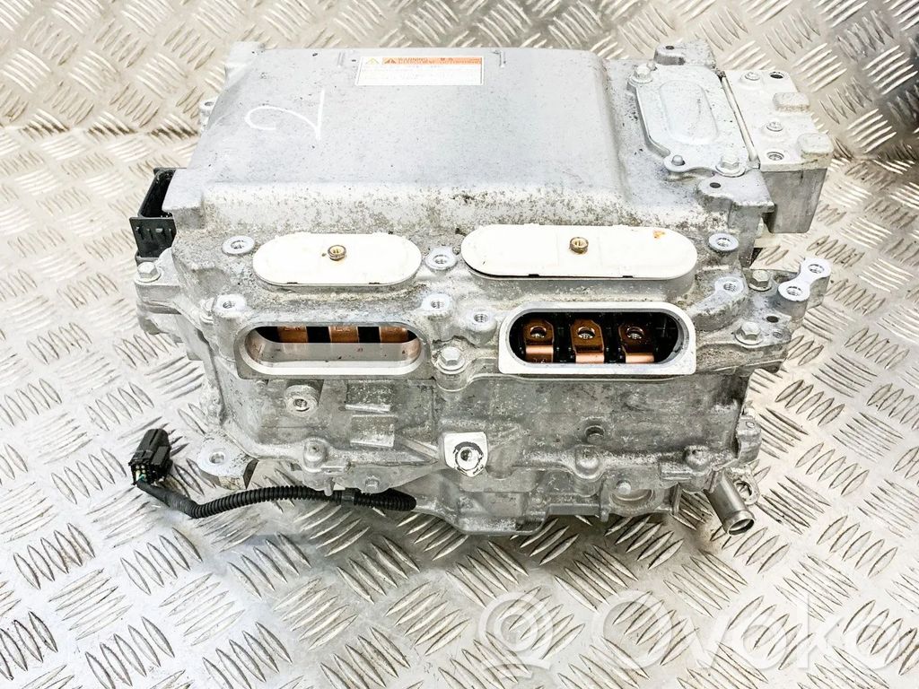Lexus IS III XE30 Inversor/convertidor de voltaje 