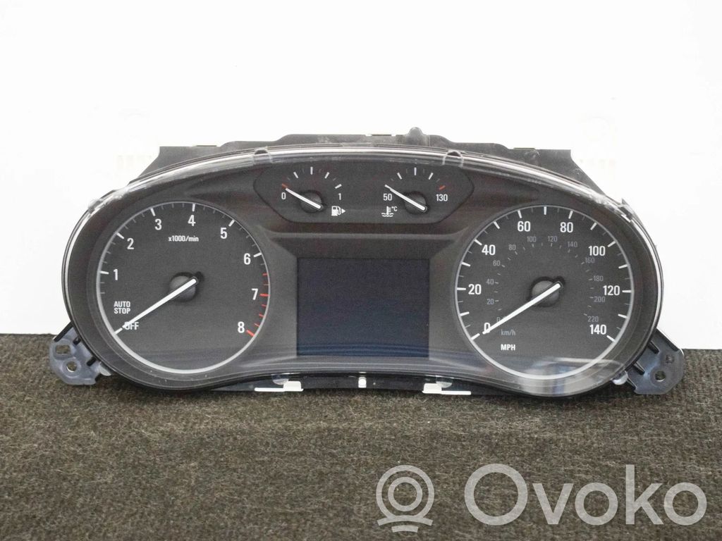 Opel Mokka Speedometer (instrument cluster) 