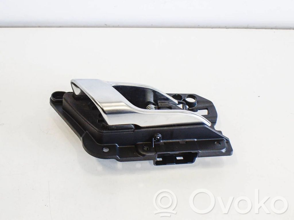 Porsche Macan (95B) Manecilla interna puerta trasera 