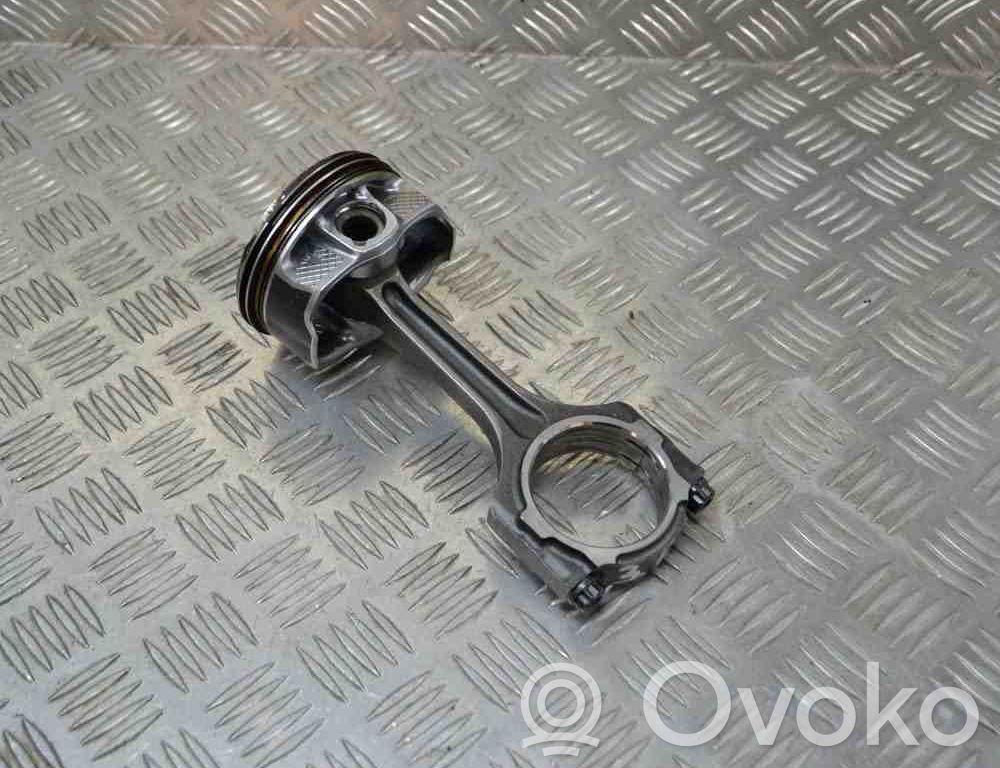 Pistón   CR3E6205AA,FR3Z6108A