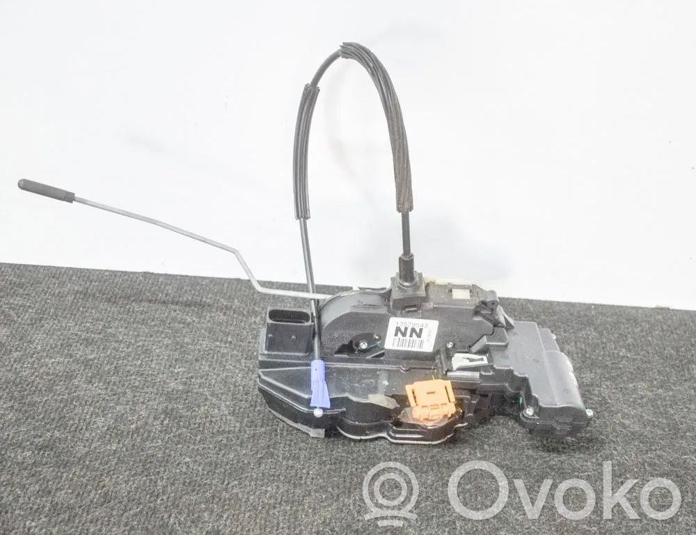 Chevrolet Malibu Rear door lock 
