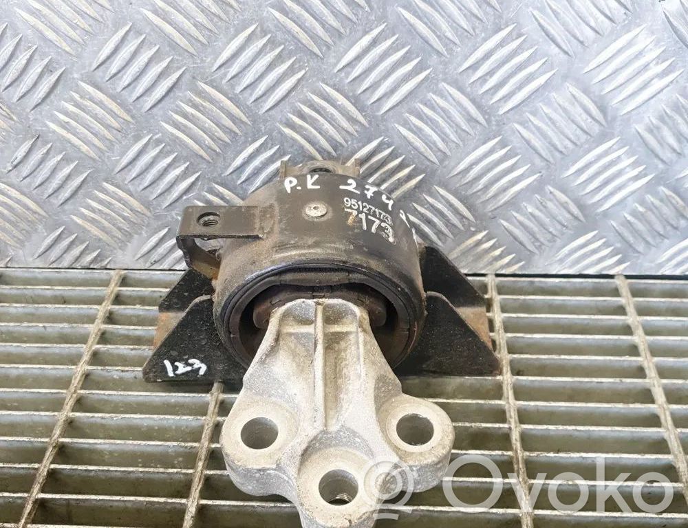 Opel Mokka Engine mount bracket 