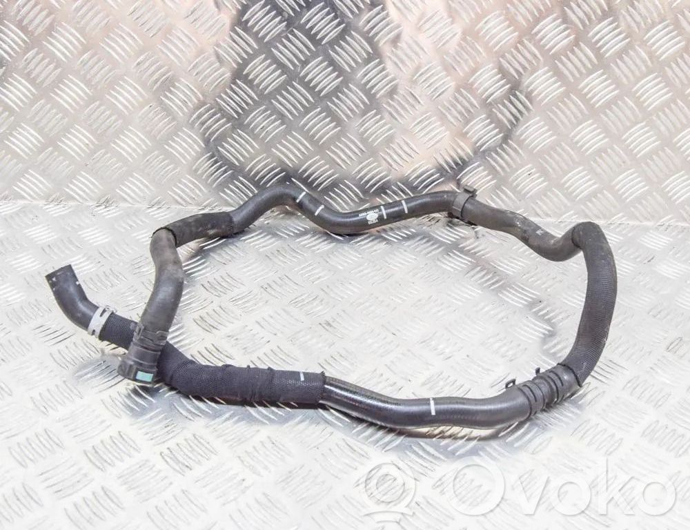 Land Rover Discovery 4 - LR4 Przewód / Wąż chłodnicy 
