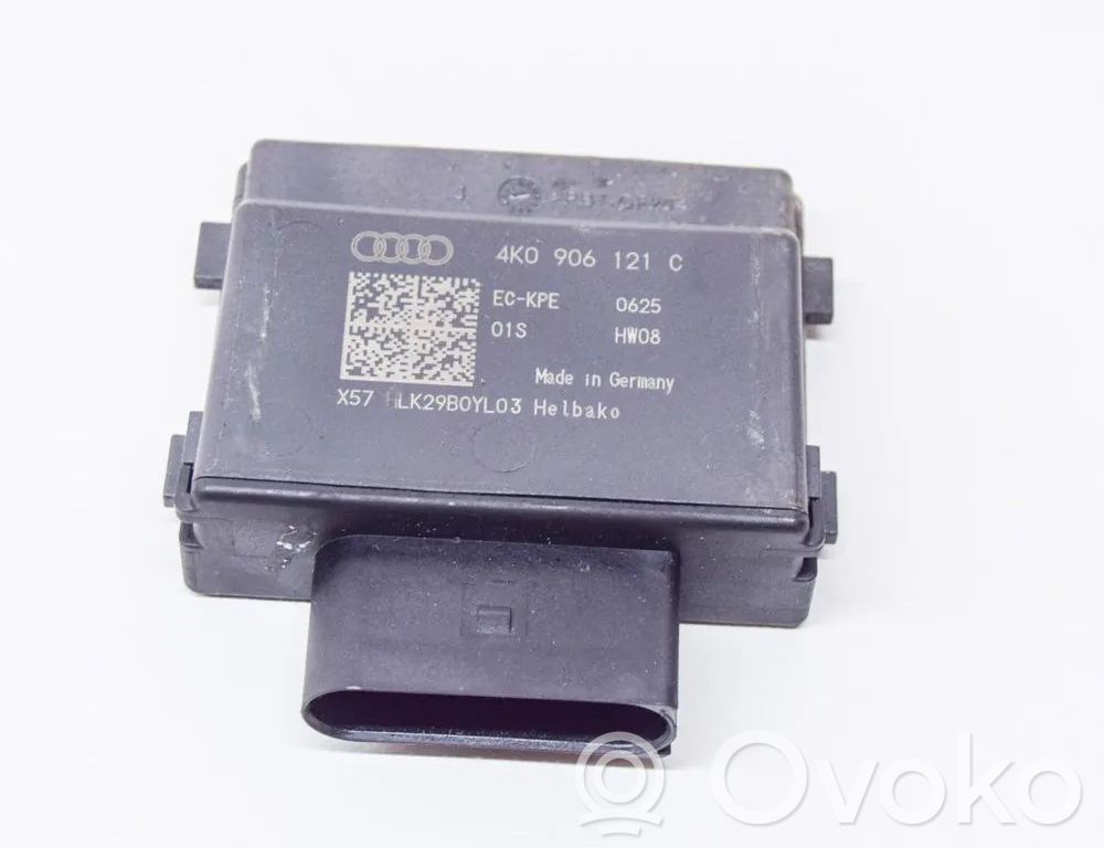 Unité de commande / module de pompe à carburant   4K0906121C