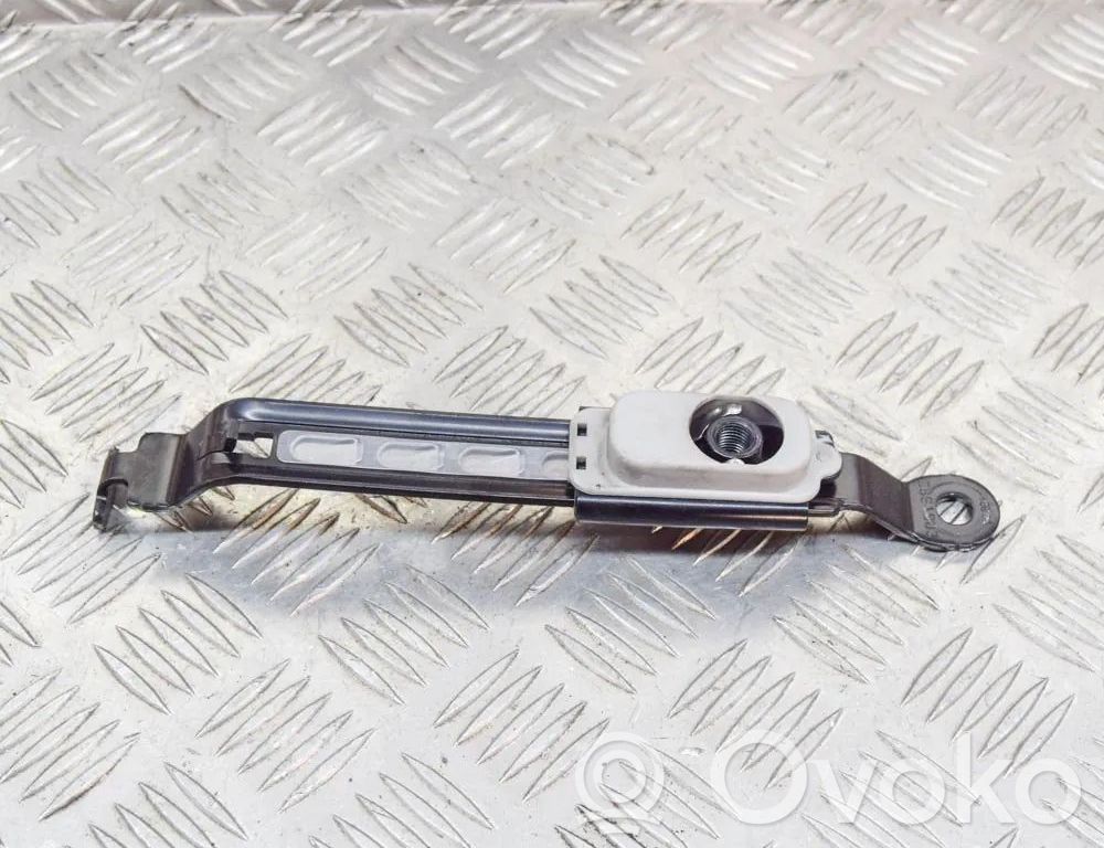 Toyota Hilux (AN120, AN130) Sicherheitsgurthöhenversteller 