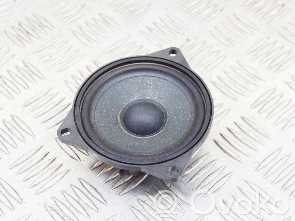 BMW X5 G05 Altavoz del panel 