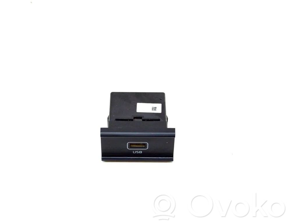 KIA Niro Enchufe conector USB 