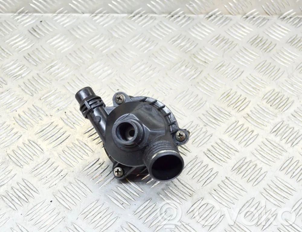 BMW 5 E60 E61 Termostaatti 