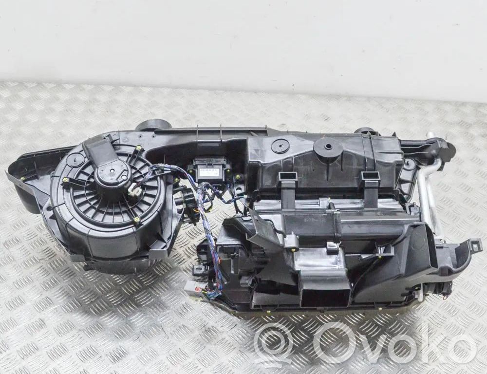 Maserati Ghibli Scatola climatizzatore riscaldamento abitacolo assemblata 