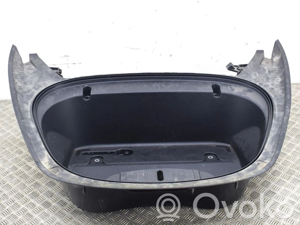 Tesla Model 3 Muu korin osa 