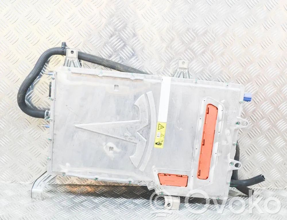 Inversor/convertidor de voltaje   105253200D,103824800D,103825100D