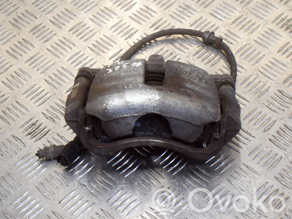 Caliper de freno delantero