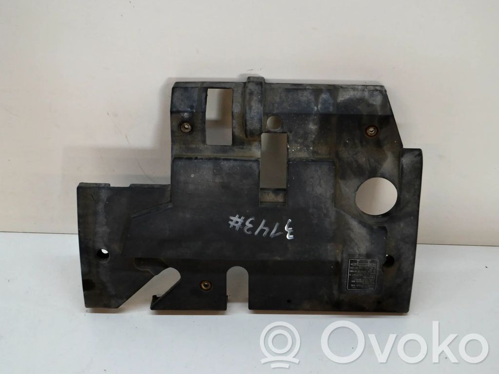 Engine cover (trim)