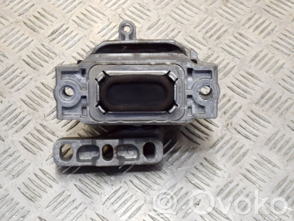 Engine mount bracket   1K0199262CN