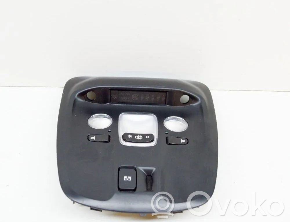 Peugeot 308 Front seat light 