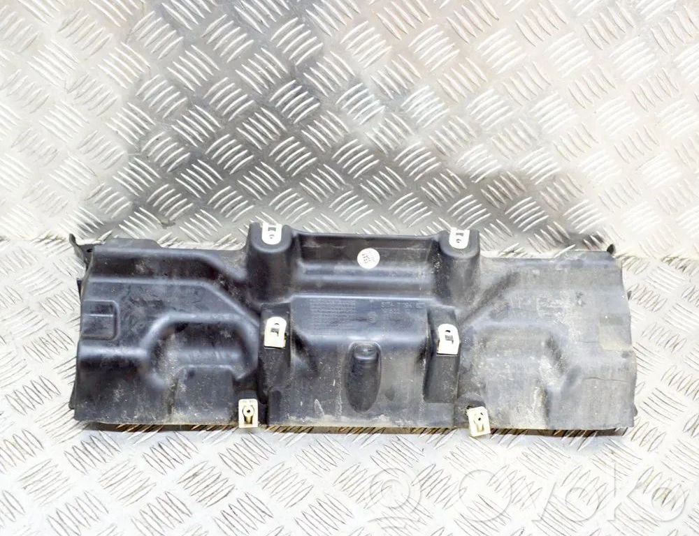 BMW i3 Gaisa ieplūdes kanāla detaļas 