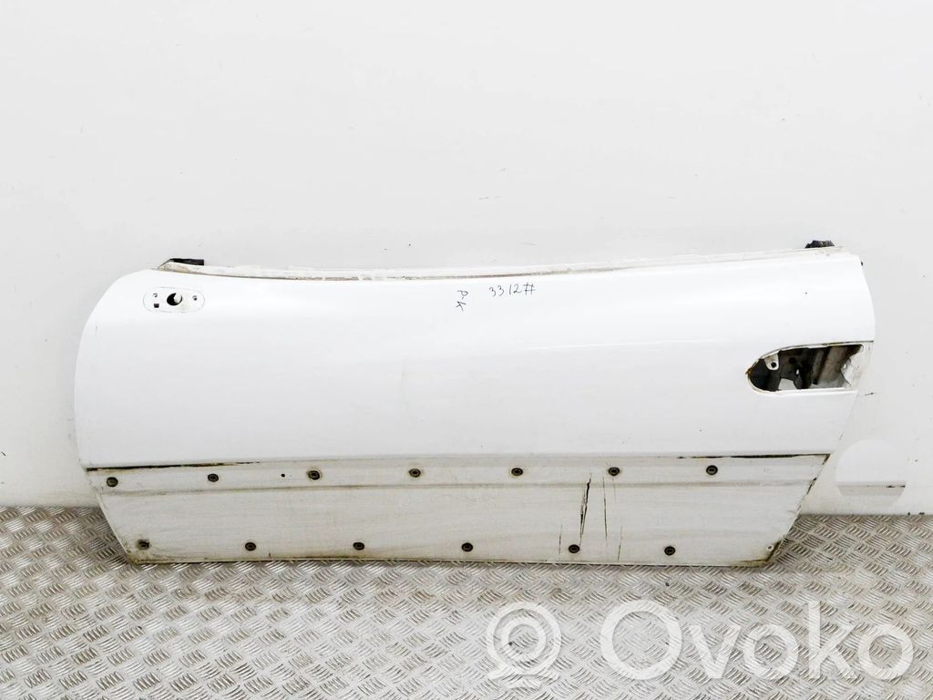 Дверь   MB637499