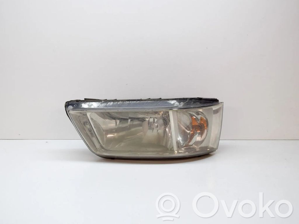 Volkswagen Transporter - Caravelle T5 Lampa przednia 