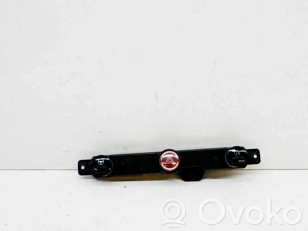 Fiat 500 A set of switches 