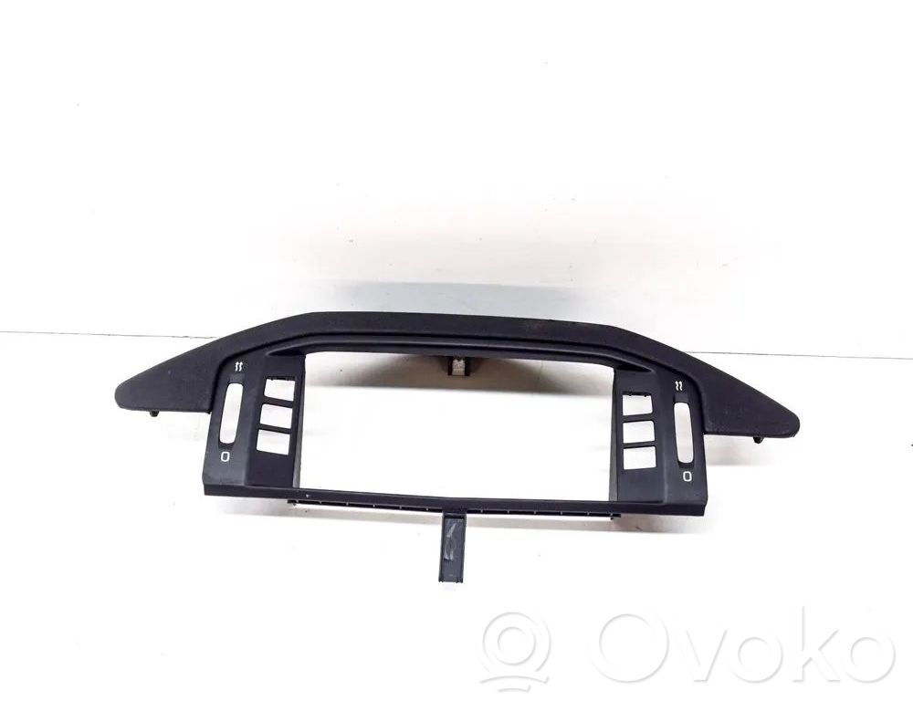 Citroen C6 Moldura de la unidad delantera de radio/GPS 