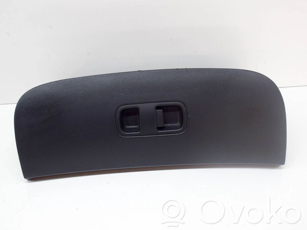 KIA Carnival Handschuhfach 