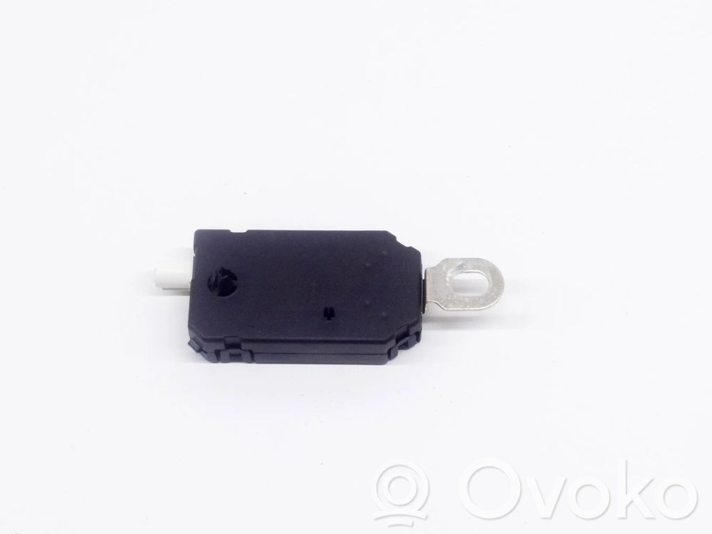 Antenas pastiprinātājs   107973500A,920573003