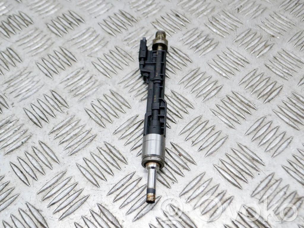 BMW 5 F10 F11 Polttoainesuutin 